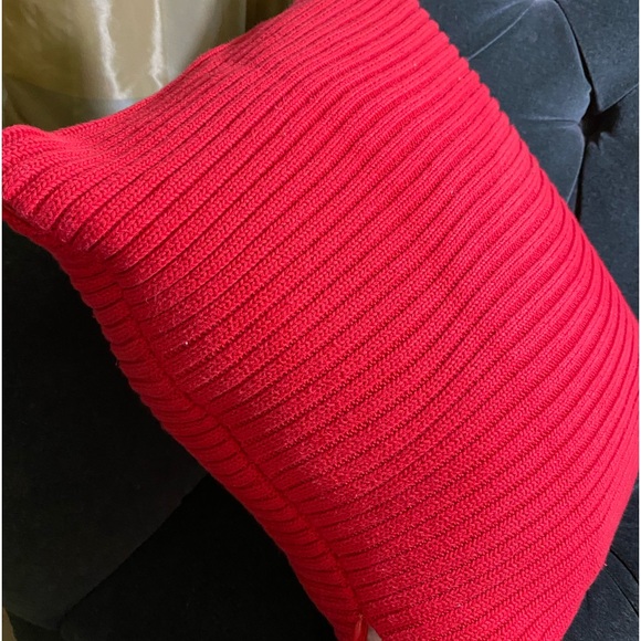 Ralph Lauren red throw pillow 16x17 - Picture 2 of 8